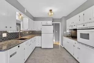 4604 W Dunwood Rd, Brown Deer, WI 53223 - Photo 5