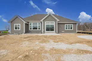 N66W21193 Sweet Clover Dr, Menomonee Falls, WI 53051 - Photo 43