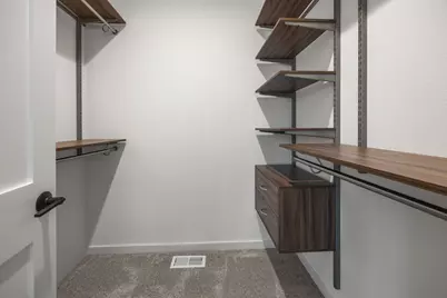 N66W21193  Sweet Clover Dr, Menomonee Falls, WI 53051 - Photo 29