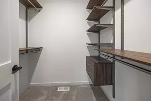 N66W21193 Sweet Clover Dr, Menomonee Falls, WI 53051 - Photo 29