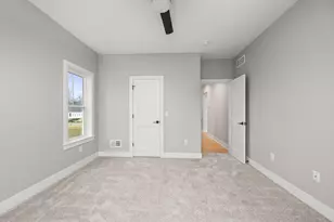 N66W21193 Sweet Clover Dr, Menomonee Falls, WI 53051 - Photo 31