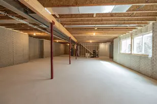 N66W21193 Sweet Clover Dr, Menomonee Falls, WI 53051 - Photo 47