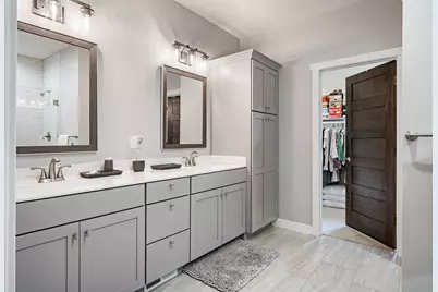 614  Forest View Dr, Holmen, WI 54636 - Photo 11