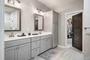 614 Forest View Dr, Holmen, WI 54636 - Photo 11