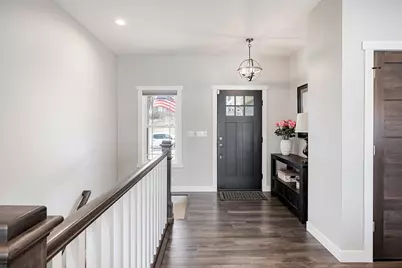 614  Forest View Dr, Holmen, WI 54636 - Photo 3