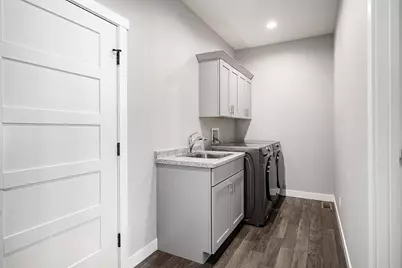 614  Forest View Dr, Holmen, WI 54636 - Photo 25