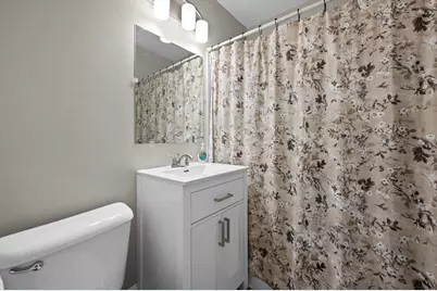 4650 N 38th St, Milwaukee, WI 53209 - Photo 11