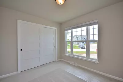 W197N5308  Lodgepole Ct, Menomonee Falls, WI 53051 - Photo 3