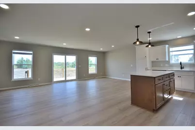 W197N5308  Lodgepole Ct, Menomonee Falls, WI 53051 - Photo 7