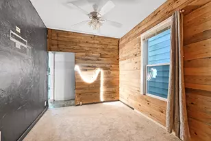 2869 S Ellen St, Milwaukee, WI 53207 - Photo 11