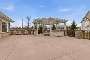 W197N16894 Stonewall Dr, Jackson, WI 53037 - Photo 35