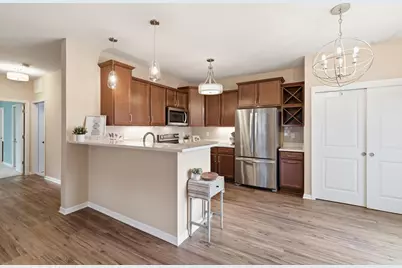 W197N16894  Stonewall Dr, Jackson, WI 53037 - Photo 11