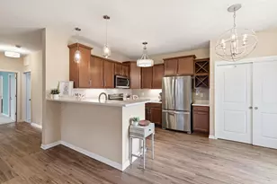 W197N16894 Stonewall Dr, Jackson, WI 53037 - Photo 11