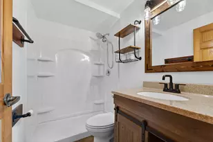 2430 Orchard St, Racine, WI 53405 - Photo 13