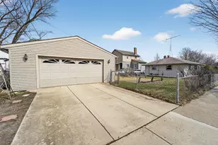 2430 Orchard St, Racine, WI 53405 - Photo 21