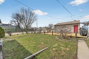 2430 Orchard St, Racine, WI 53405 - Photo 17