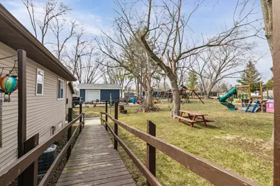 W882  Hyacinth Rd, Bloomfield, WI 53128 - Photo 13