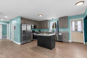 W882 Hyacinth Rd, Bloomfield, WI 53128 - Photo 5