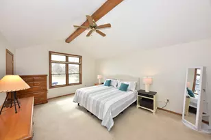 N105W16136 Brook Hollow Dr, Germantown, WI 53022 - Photo 15