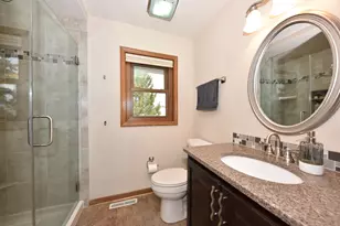 N105W16136 Brook Hollow Dr, Germantown, WI 53022 - Photo 17