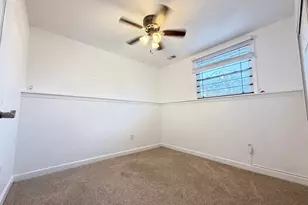 8885 N 70th St, Milwaukee, WI 53223 - Photo 9