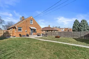 3554 S 14th St, Milwaukee, WI 53221 - Photo 21