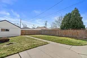 3554 S 14th St, Milwaukee, WI 53221 - Photo 19