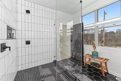 2175 N Riverboat Rd, Milwaukee, WI 53212 - Photo 33