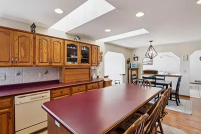 978 N Dewey Ave, Jefferson, WI 53549 - Photo 17