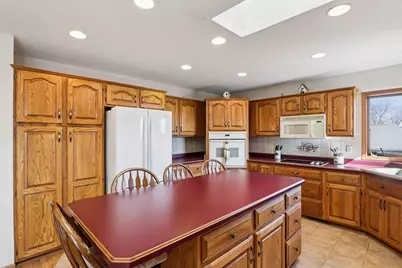 978 N Dewey Ave, Jefferson, WI 53549 - Photo 15