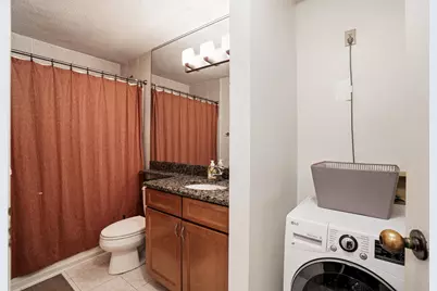 1660 N Prospect Ave #2201, Milwaukee, WI 53202 - Photo 13