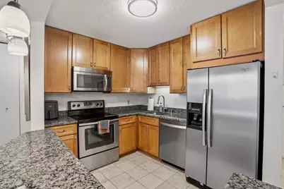 1660 N Prospect Ave #2201, Milwaukee, WI 53202 - Photo 7