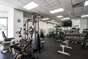 1660 N Prospect Ave, Milwaukee, WI 53202 - Photo 21