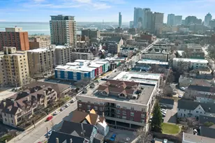 1619 N Farwell Ave, Milwaukee, WI 53202 - Photo 41