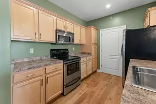 1619 N Farwell Ave, Milwaukee, WI 53202 - Photo 7