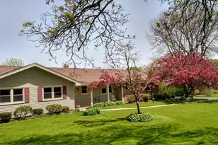 4394 S Pin Oak Ln, Waukesha, WI 53189 - Photo 1