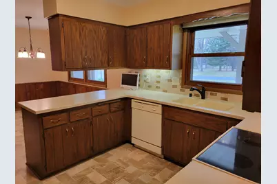 4394 S Pin Oak Ln #254, Waukesha, WI 53189 - Photo 11