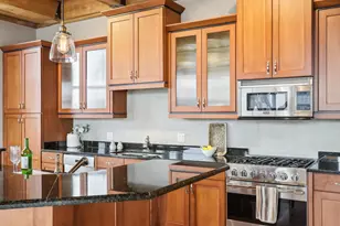 541 E Erie St, Milwaukee, WI 53202 - Photo 7