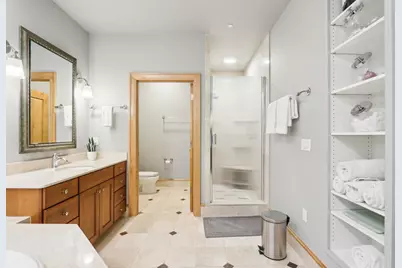 541 E Erie St #201, Milwaukee, WI 53202 - Photo 19