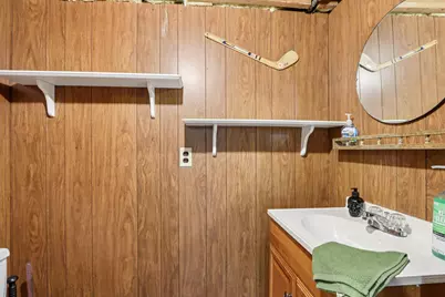 2306 S 85th St, West Allis, WI 53227 - Photo 21