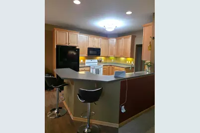 N173W20101  Crestview Dr, Jackson, WI 53037 - Photo 7