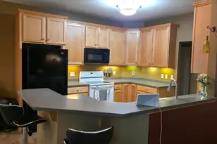 N173W20101 Crestview Dr, Jackson, WI 53037 - Photo 7