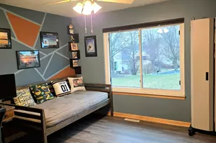 N173W20101 Crestview Dr, Jackson, WI 53037 - Photo 15