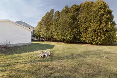 414  Grove St, Mayville, WI 53050 - Photo 11