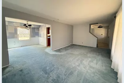 302  Wakefield Downs -, Wales, WI 53183 - Photo 5