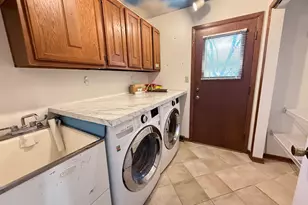 302 Wakefield Downs, Wales, WI 53183 - Photo 11