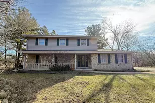 302 Wakefield Downs, Wales, WI 53183 - Photo 1