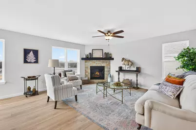 674  Stonefield Ln, Whitewater, WI 53190 - Photo 15