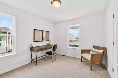 674  Stonefield Ln, Whitewater, WI 53190 - Photo 5