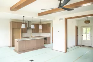 N66W21075 Sweet Clover Dr, Menomonee Falls, WI 53051 - Photo 7